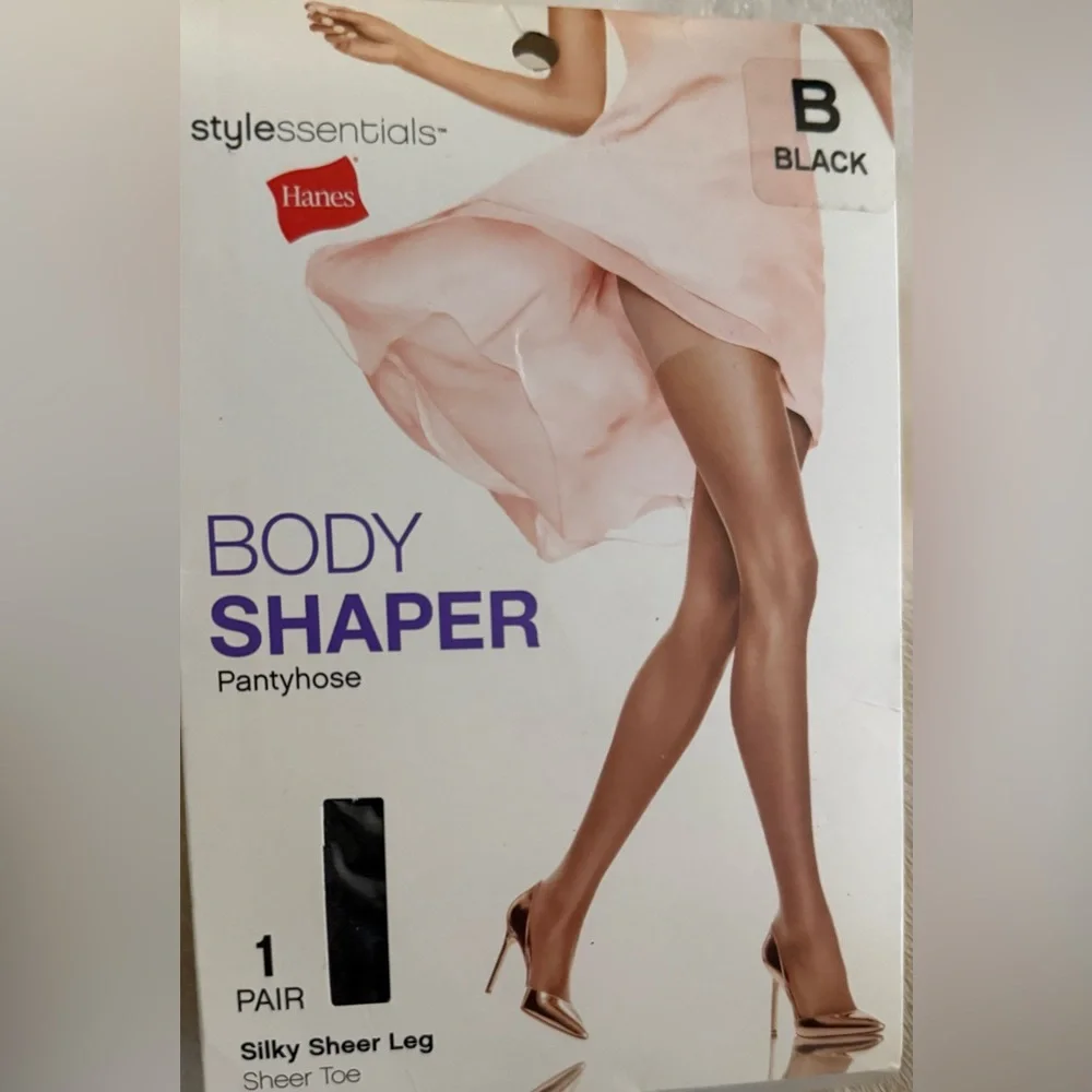 Hanes Body Shaper Pantyhose Silky Sheer Leg Sheer Toe Black Size B NIP